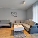 Komfortowe Sun Seasons 24 W Pogorzelicy Blisko Morza By Renters *