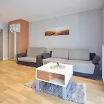 Komfortowe Sun Seasons 24 W Pogorzelicy Blisko Morza By Renters Apartment