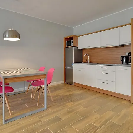 Komfortowe Sun Seasons 24 W Pogorzelicy Blisko Morza By Renters
