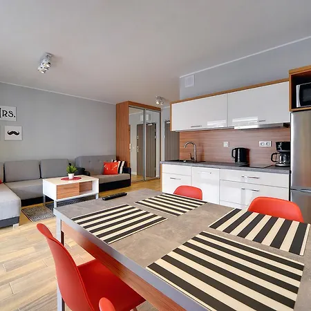 Komfortowe Sun Seasons 24 W Pogorzelicy Blisko Morza By Renters * Pogorzelica (Gmina Rewal)