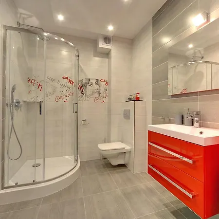 Komfortowe Sun Seasons 24 W Pogorzelicy Blisko Morza By Renters *