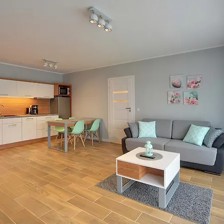 Komfortowe Sun Seasons 24 W Pogorzelicy Blisko Morza By Renters * Pogorzelica (Gmina Rewal)