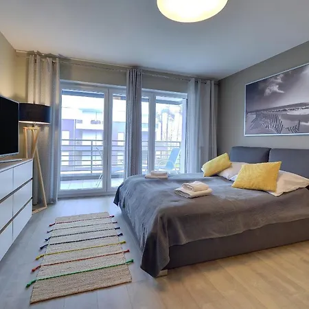 Komfortowe Sun Seasons 24 W Pogorzelicy Blisko Morza By Renters Apartament